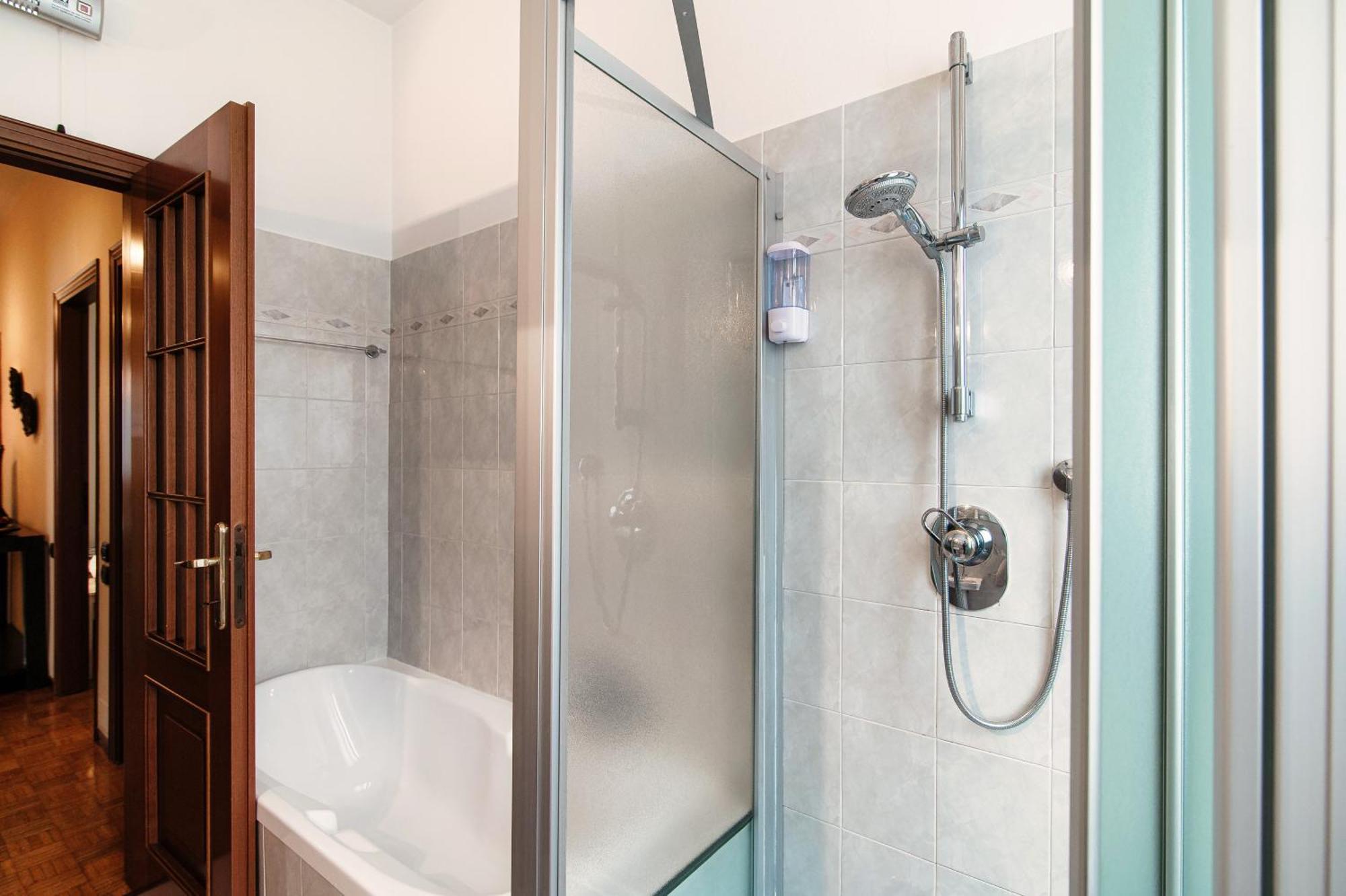 Vista Lario Apartment - Aqua Apartments 케르노비오 외부 사진
